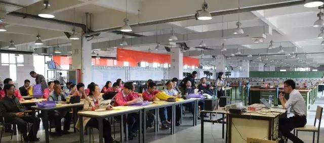 【聚焦大賽】亞龍教育同期活動：發密科軟件技術體驗區